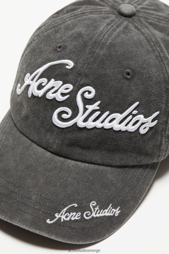 Acne Studios logohette N2PP4F448 tilbehør bleknet svart