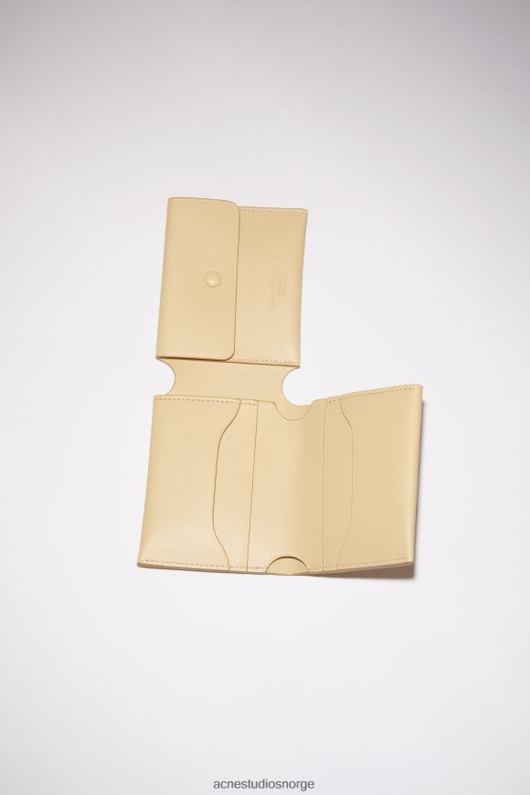 Acne Studios trefoldet lommebok i skinn N2PP4F752 tilbehør dune beige