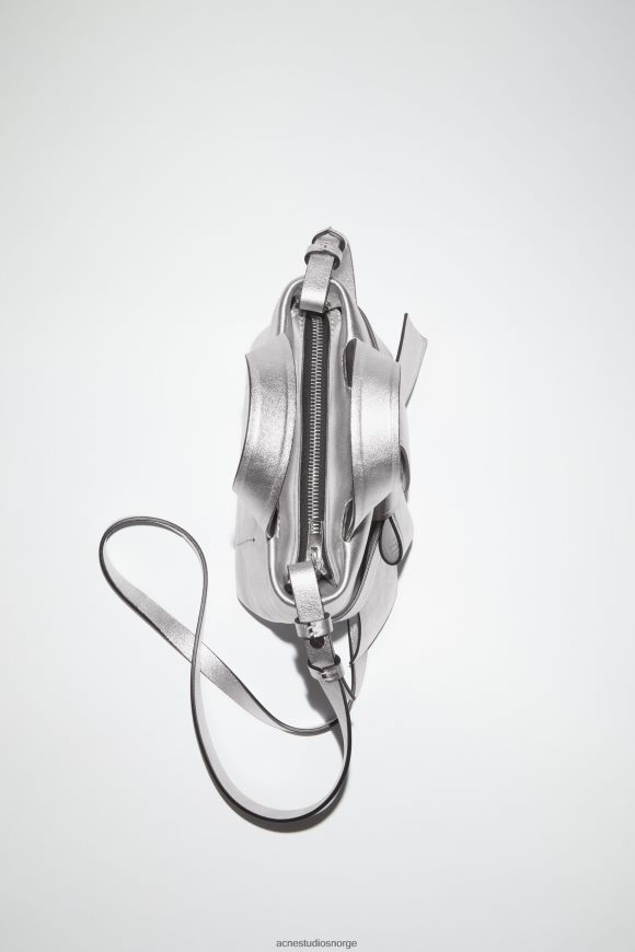 Acne Studios musubi mikro veske N2PP4F687 tilbehør sølv