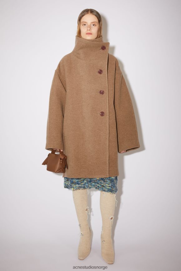 Acne Studios musubi mikro veske N2PP4F719 tilbehør kamelbrun